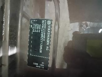 Volkswagen Polo Polo V (6R) Hatchback 1.2 12V (CGPB) [44kW]  (06-2009/09-2012) picture 6