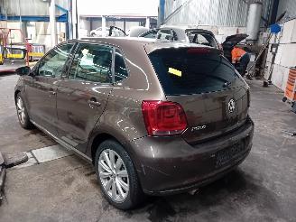 Volkswagen Polo Polo V (6R) Hatchback 1.2 12V (CGPB) [44kW]  (06-2009/09-2012) picture 4