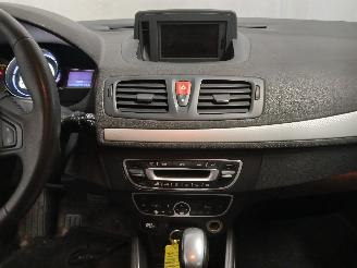 Renault Mégane Megane III Grandtour (KZ) Combi 5-drs 1.5 dCi 110 (K9K-837(K9K-N8)) [8=
1kW]  (02-2009/04-2016) picture 16