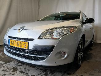 Vaurioauto  passenger cars Renault Mégane Megane III Grandtour (KZ) Combi 5-drs 1.4 16V TCe 130 (H4J-700(H4J-A7)=
) [96kW]  (05-2009/02-2016) 2012/3