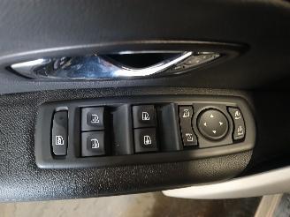 Renault Mégane Megane III Grandtour (KZ) Combi 5-drs 1.4 16V TCe 130 (H4J-700(H4J-A7)=
) [96kW]  (05-2009/02-2016) picture 12