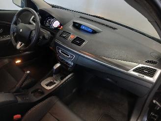 Renault Mégane Megane III Grandtour (KZ) Combi 5-drs 2.0 16V CVT (M4R-F713) [103kW]  =
(05-2009/02-2016) picture 8