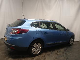 Renault Mégane Megane III Grandtour (KZ) Combi 5-drs 1.5 dCi 110 (K9K-636(K9K-A6)) [8=
1kW]  (02-2009/04-2016) picture 6