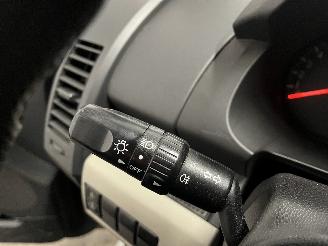 Mazda 5 5 (CR19) MPV 1.8i 16V (L823) [85kW]  (02-2005/05-2010) picture 22