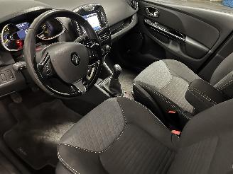 Renault Clio Clio IV (5R) Hatchback 5-drs 0.9 Energy TCE 90 12V (H4B-400(H4B-A4)) [=
66kW]  (11-2012/08-2021) picture 17