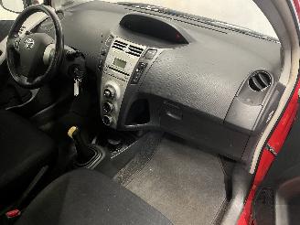 Toyota Yaris Yaris II (P9) Hatchback 1.3 16V VVT-i (2SZFE) [64kW]  (08-2005/11-2010=
) picture 11