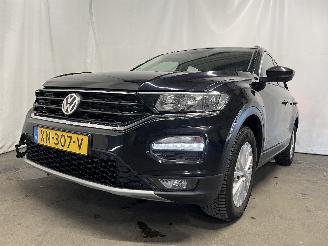 damaged passenger cars Volkswagen T-Roc T-Roc I SUV 1.0 TSI 12V BlueMotion (DKRF) [85kW]  (07-2017/11-2020) 2019/2
