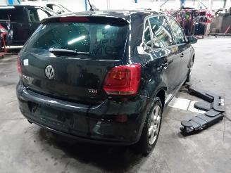 Volkswagen Polo Polo V (6R) Hatchback 1.6 TDI 16V 105 (CAYC(Euro 5)) [77kW]  (06-2009/=
08-2015) picture 3