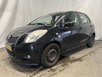 Toyota Yaris Yaris II (P9) Hatchback 1.3 16V VVT-i (2SZFE) [64kW]  (08-2005/11-2010=
) picture 3