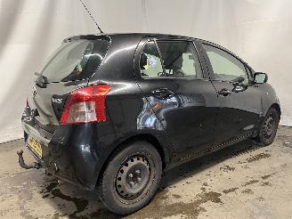 Toyota Yaris Yaris II (P9) Hatchback 1.3 16V VVT-i (2SZFE) [64kW]  (08-2005/11-2010=
) picture 6