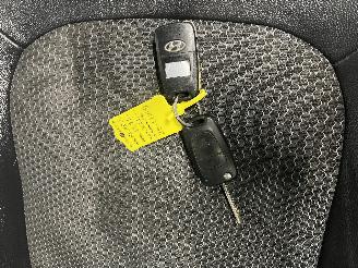 Hyundai Ix35 iX35 (LM) SUV 2.0 16V (G4KD) [120kW]  (01-2010/08-2013) picture 22