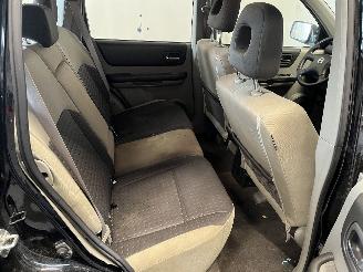 Nissan X-Trail X-Trail (T30) SUV 2.0 16V 4x4 (QR20DE) [103kW]  (07-2001/01-2013) picture 12