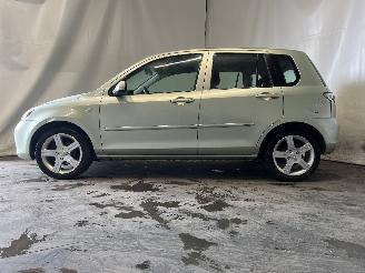 Mazda 2 2 (NB/NC/ND/NE) Hatchback 1.4 16V (FXJA) [58kW]  (04-2003/06-2007) picture 4