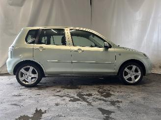 Mazda 2 2 (NB/NC/ND/NE) Hatchback 1.4 16V (FXJA) [58kW]  (04-2003/06-2007) picture 7