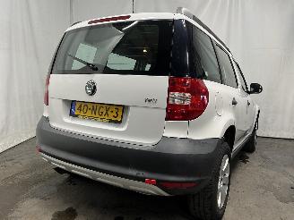 Skoda Yeti Yeti (5LAC) SUV 1.2 TSI 16V (CBZB) [77kW]  (09-2009/05-2015) picture 5