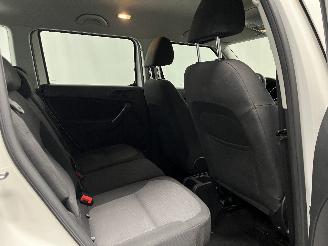 Skoda Yeti Yeti (5LAC) SUV 1.2 TSI 16V (CBZB) [77kW]  (09-2009/05-2015) picture 12