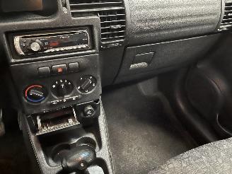 Opel Zafira Zafira (F75) MPV 2.2 16V (Z22SE(Euro 4)) [108kW]  (09-2000/07-2005) picture 16