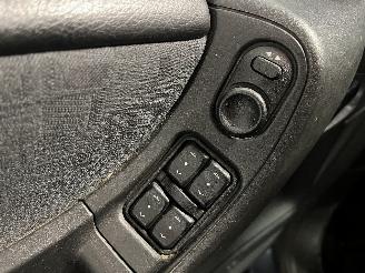 Opel Zafira Zafira (F75) MPV 2.2 16V (Z22SE(Euro 4)) [108kW]  (09-2000/07-2005) picture 13