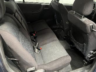 Opel Zafira Zafira (F75) MPV 2.2 16V (Z22SE(Euro 4)) [108kW]  (09-2000/07-2005) picture 10