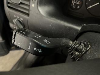 Opel Zafira Zafira (F75) MPV 2.2 16V (Z22SE(Euro 4)) [108kW]  (09-2000/07-2005) picture 14