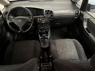 Opel Zafira Zafira (F75) MPV 2.2 16V (Z22SE(Euro 4)) [108kW]  (09-2000/07-2005) picture 11
