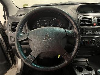 Mitsubishi Space-star Space Star (DG) MPV 1.6 16V (4G18) [72kW]  (01-2001/12-2004) picture 18