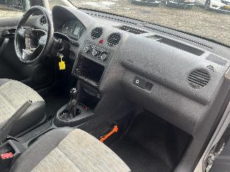 Volkswagen Caddy Caddy III (2KA,2KH,2CA,2CH) Van 1.6 TDI 16V (CAYE) [55kW]  (08-2010/05=
-2015) picture 7