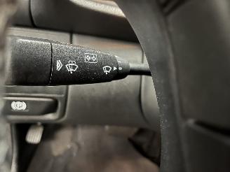 Mercedes CLK CLK (C208) Coupé 3.2 320 V6 18V (M112.940) [160kW]  (06-1997/06-2002=
) picture 17