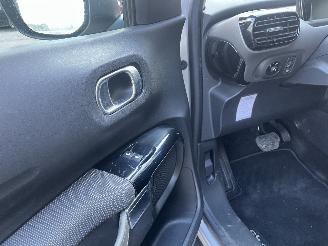 Citroën C4 C4 Cactus (0B/0P) Hatchback 5-drs 1.2 PureTech 82 12V (EB2F(HMZ)) [60k=
W]  (09-2014/...) picture 14