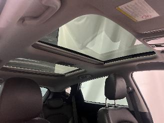 Hyundai Ix35 iX35 (LM) SUV 2.0 16V (G4KD) [120kW]  (01-2010/08-2013) picture 23