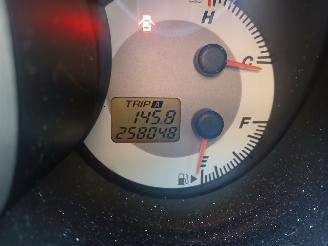 Mazda 3 3 Sport (BK) Hatchback 1.6i 16V (Z627) [77kW]  (10-2003/06-2009) picture 2