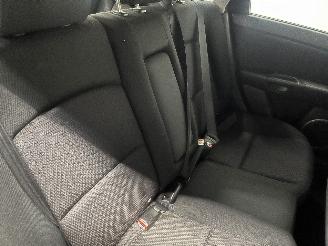 Mazda 3 3 Sport (BK) Hatchback 1.6i 16V (Z627) [77kW]  (10-2003/06-2009) picture 9