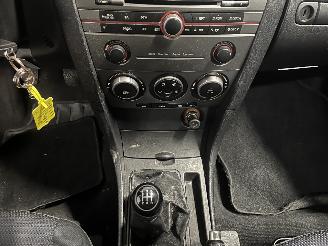 Mazda 3 3 Sport (BK) Hatchback 1.6i 16V (Z627) [77kW]  (10-2003/06-2009) picture 16