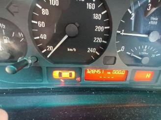 BMW 3-serie 3 serie Touring (E46/3) Combi 325i 24V (M54-B25(256S5)) [141kW]  (09-2=
000/09-2005) picture 2