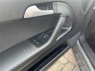 Audi A3 A3 (8P1) Hatchback 3-drs 1.6 TDI 16V (CAYC) [77kW]  (05-2009/08-2012) picture 11