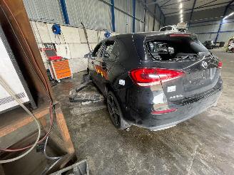 Mercedes A-klasse A (177.0) Hatchback 1.3 A-250 e Turbo 16V (M282.914) [160kW]  (08-2019=
/12-2026) picture 4