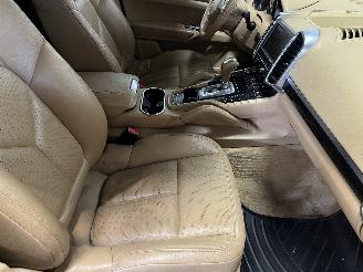 Porsche Cayenne Cayenne II (92A) SUV 3.0 S E-Hybrid 24V (MCG.FA) [306kW]  (05-2011/05-=
2017) picture 16