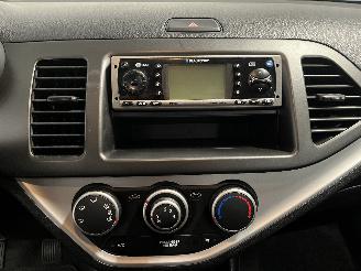 Kia Picanto Picanto (TA) Hatchback 1.0 12V (G3LA) [51kW]  (05-2011/06-2017) picture 14