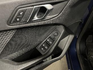 BMW 1-serie 1 serie (F40) Hatchback 120i 2.0 TwinPower 16V (B48-A20F) [131kW]  (11=
-2020/...) picture 15