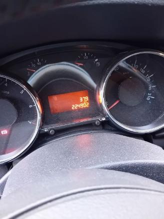 Peugeot 3008 3008 I (0U/HU) MPV 1.6 VTI 16V (EP6C(5FS)) [88kW]  (06-2009/08-2016) picture 2