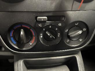 Citroën Nemo Nemo Combi (AJ) MPV 1.4 (TU3JP(KFV)) [54kW]  (04-2009/...) picture 19