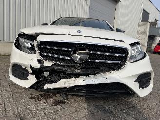 Mercedes E-klasse E (W213) Sedan E-200 2.0 Turbo 16V (M274.920) [135kW]  (01-2016/05-201=
9) picture 8