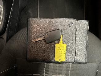 Volkswagen Polo Polo V (6R) Hatchback 1.0 12V BlueMotion Technology (CHYA) [44kW]  (01=
-2014/10-2017) picture 30