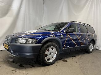 Volvo Xc-70 XC70 (SZ) SUV XC70 2.4 T 20V (B5244T3) [147kW]  (03-2000/09-2002) picture 2