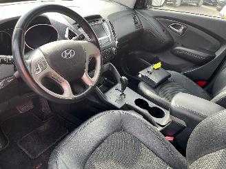 Hyundai Ix35 iX35 (LM) SUV 2.0 16V (G4KD) [120kW]  (01-2010/08-2013) picture 20