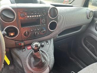 Peugeot Partner Partner (GC/GF/GG/GJ/GK) Van 1.6 HDI 90 (DV6DTED(9HF)) [66kW]  (12-201=
1/08-2016) picture 14