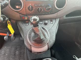 Peugeot Partner Partner (GC/GF/GG/GJ/GK) Van 1.6 HDI 90 (DV6DTED(9HF)) [66kW]  (12-201=
1/08-2016) picture 15