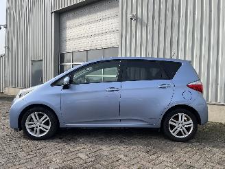 Toyota Verso Verso S MPV 1.33 16V Dual VVT-I (1NRFE) [73kW]  (11-2010/10-2016) picture 4