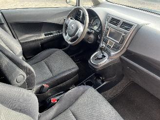 Toyota Verso Verso S MPV 1.33 16V Dual VVT-I (1NRFE) [73kW]  (11-2010/10-2016) picture 11