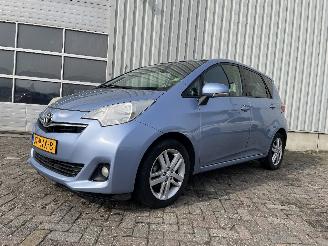 Toyota Verso Verso S MPV 1.33 16V Dual VVT-I (1NRFE) [73kW]  (11-2010/10-2016) picture 3